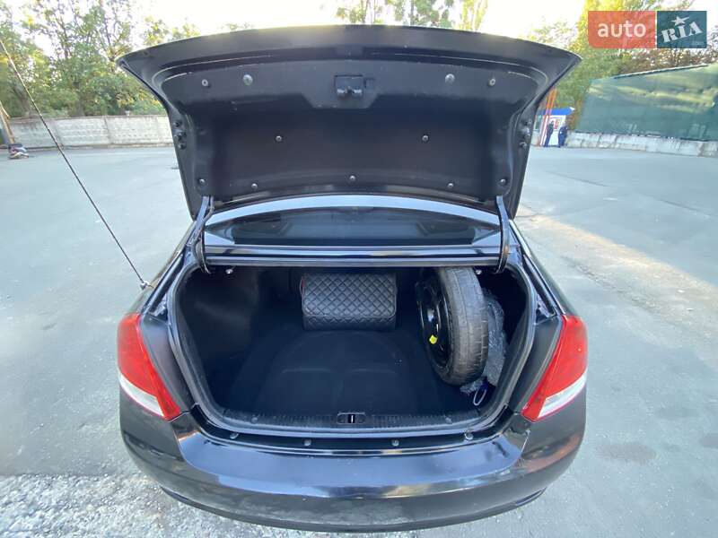 Седан Kia Cerato 2007 в Киеве