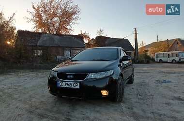 Седан Kia Cerato 2009 в Ромнах