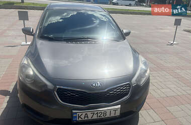 Седан Kia Cerato 2013 в Киеве