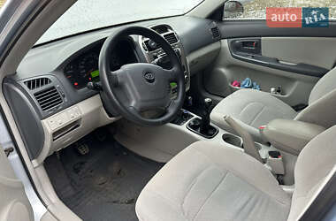 Седан Kia Cerato 2006 в Сумах