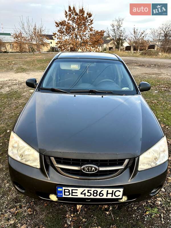 Седан Kia Cerato 2006 в Миколаєві