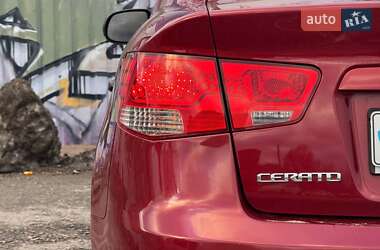 Седан Kia Cerato 2010 в Києві