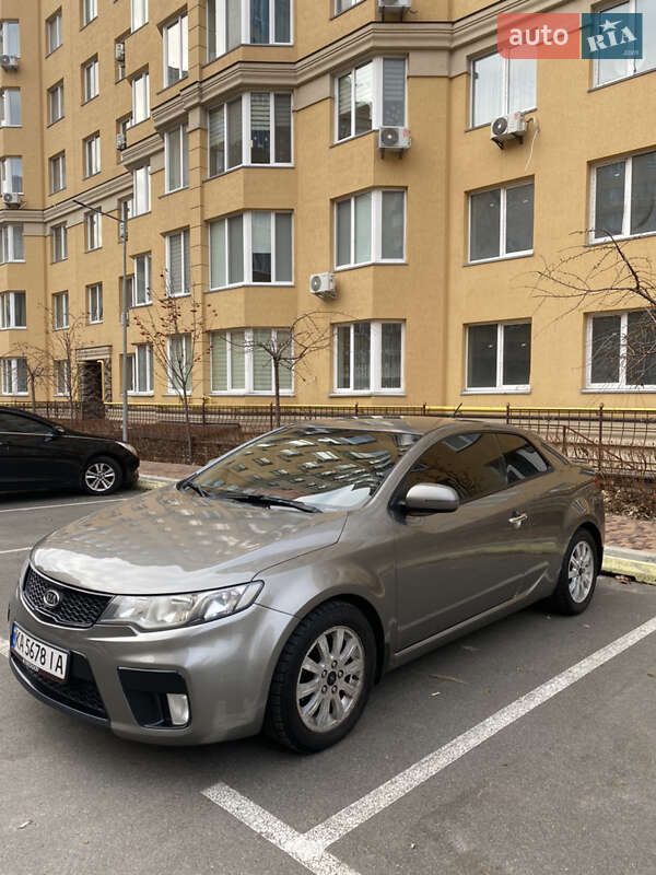 Купе Kia Cerato 2012 в Киеве