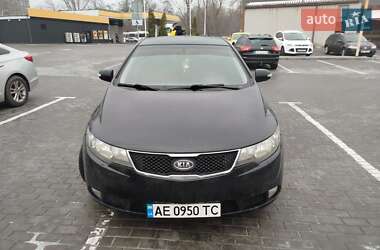 Седан Kia Cerato 2009 в Днепре