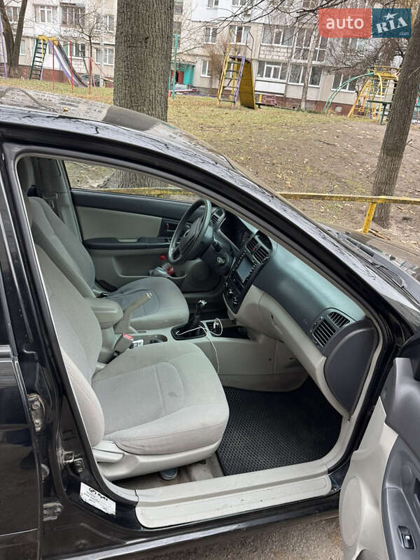 Седан Kia Cerato 2006 в Белой Церкви