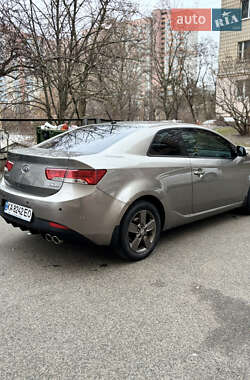 Купе Kia Cerato 2009 в Києві