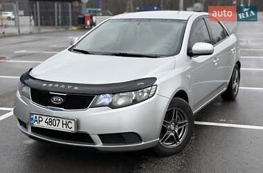 Седан Kia Cerato 2009 в Запорожье