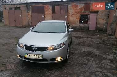 Седан Kia Cerato 2010 в Кам'янському