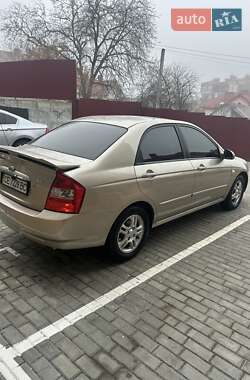 Седан Kia Cerato 2006 в Чернівцях