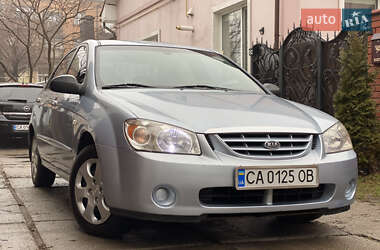 Седан Kia Cerato 2005 в Умані