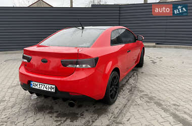 Купе Kia Cerato 2010 в 