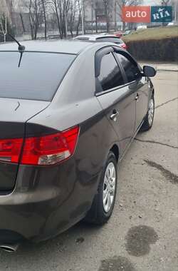 Седан Kia Cerato 2009 в 