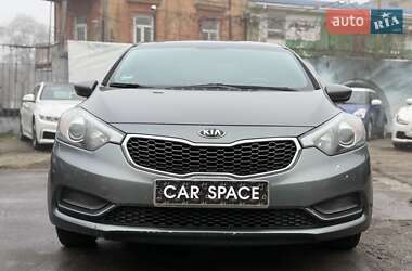 Седан Kia Cerato 2014 в 