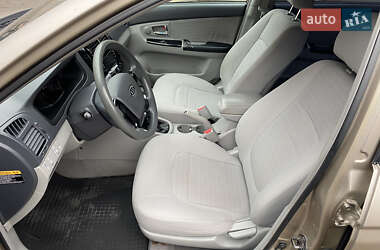 Седан Kia Cerato 2007 в 