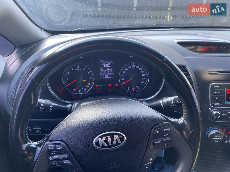 Седан Kia Cerato 2013 в Запорожье
