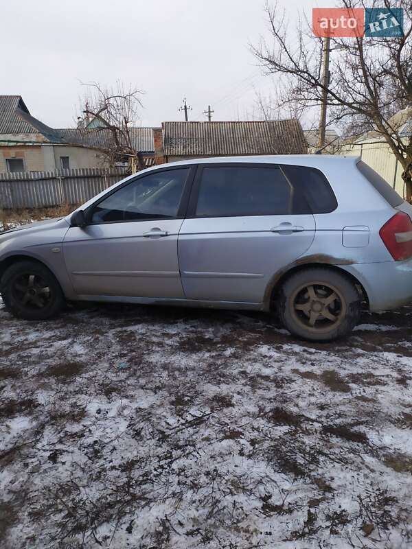 Kia Cerato 2006