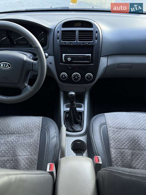 Седан Kia Cerato 2007 в Трускавце