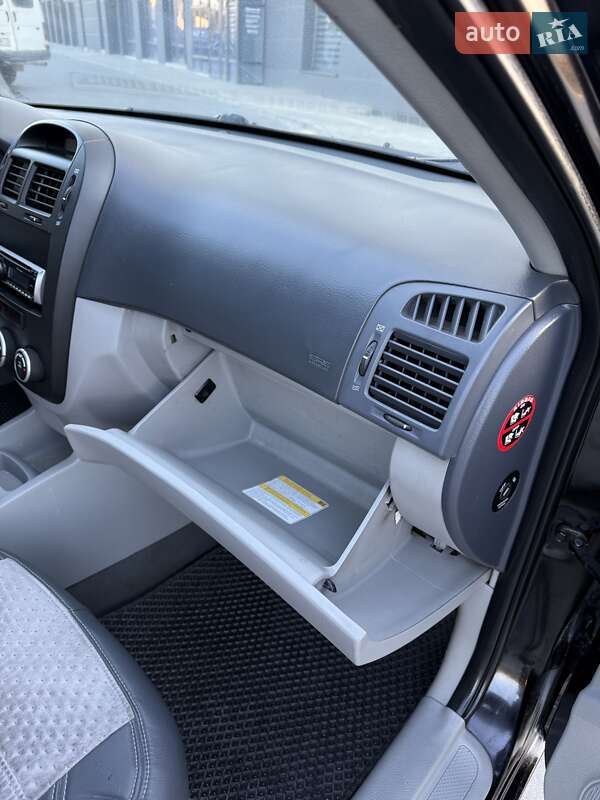 Седан Kia Cerato 2007 в Трускавце