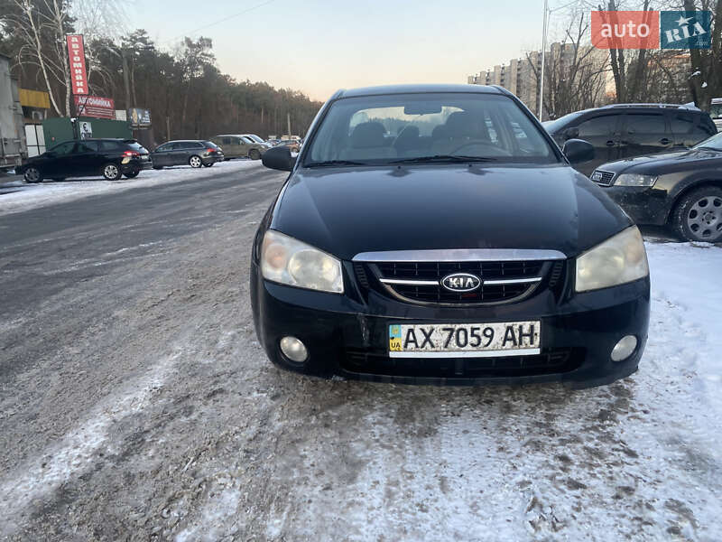 Седан Kia Cerato 2005 в Києві