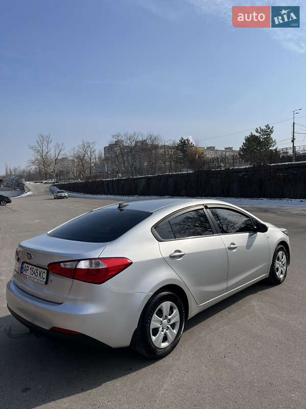 Седан Kia Cerato 2013 в Дніпрі