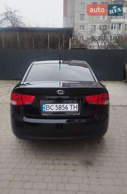 Седан Kia Cerato 2009 в Львові