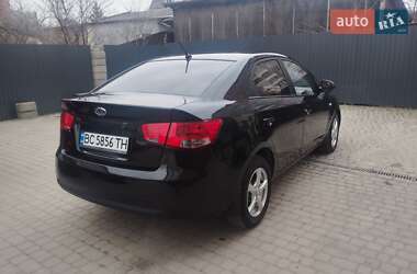 Седан Kia Cerato 2009 в Львові