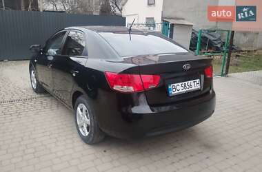 Седан Kia Cerato 2009 в Львові