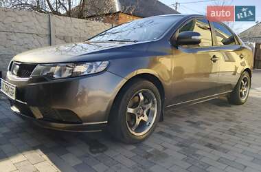 Седан Kia Cerato 2009 в Дергачах