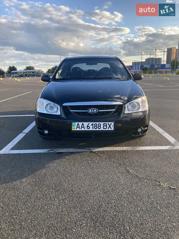 Седан Kia Cerato 2006 в 