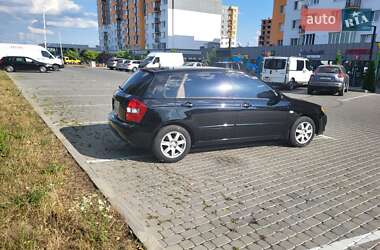Хетчбек Kia Cerato 2004 в 