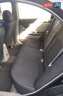 Седан Kia Cerato 2006 в 