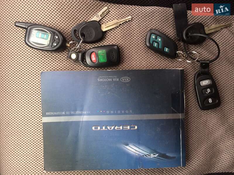 Седан Kia Cerato 2008 в Івано-Франківську