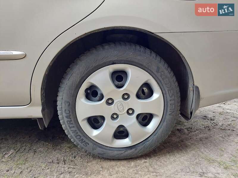 Седан Kia Cerato 2008 в Івано-Франківську