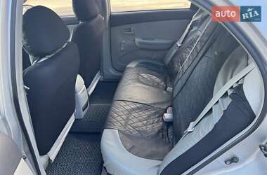Седан Kia Cerato 2006 в 