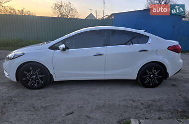 Седан Kia Cerato 2013 в 