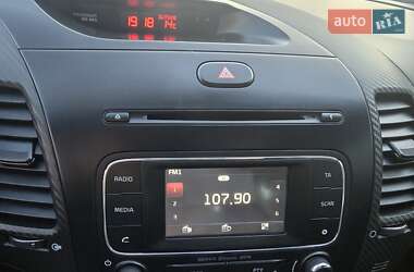 Седан Kia Cerato 2013 в 