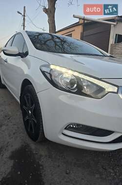 Седан Kia Cerato 2013 в 