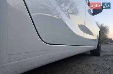 Седан Kia Cerato 2013 в 
