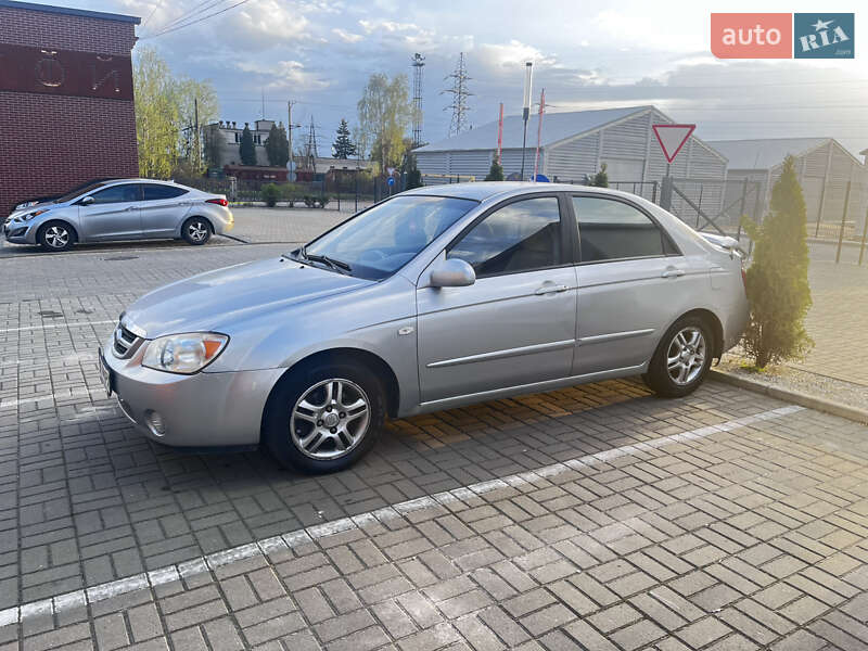 Kia Cerato 2006