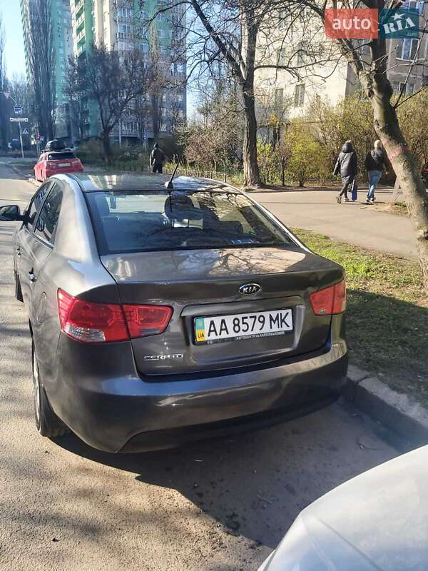 Kia Cerato 2012