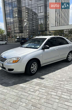 Седан Kia Cerato 2008 в Днепре