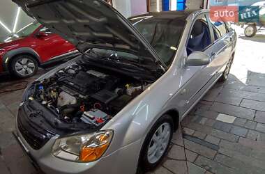 Седан Kia Cerato 2007 в 