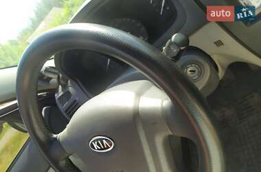 Седан Kia Cerato 2008 в 