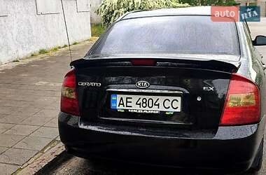 Седан Kia Cerato 2006 в Кам'янському