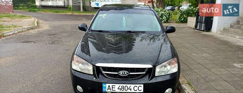 Седан Kia Cerato 2006 в Кам'янському