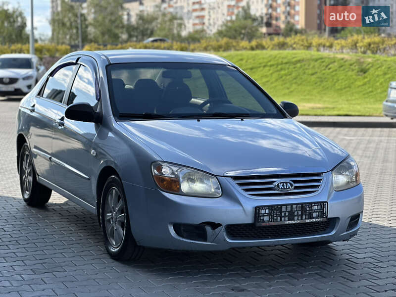 Седан Kia Cerato 2007 в Днепре