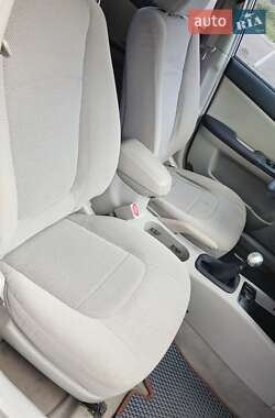 Седан Kia Cerato 2006 в 