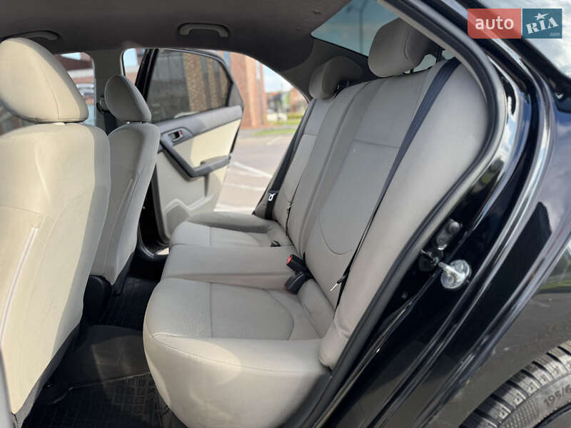 Седан Kia Cerato 2009 в Києві