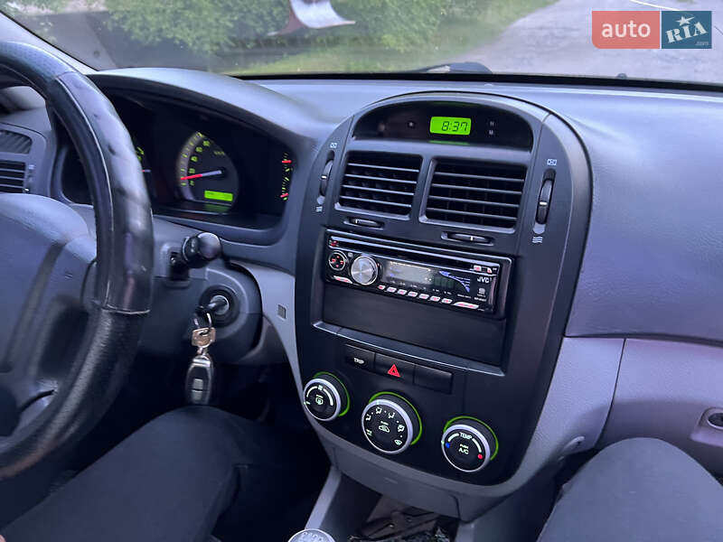 Седан Kia Cerato 2007 в Шепетовке фото 21 Седан Kia Cerato 2007 в Шепетовке