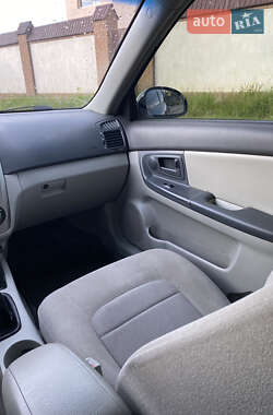 Седан Kia Cerato 2006 в 